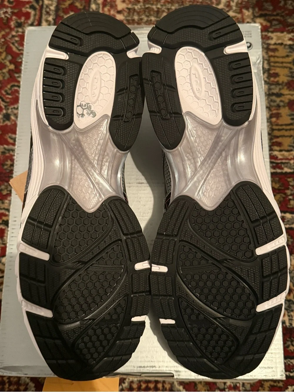 ASICS DS Trainer White Silver Athletic Running Shoes with Black and Gold Accents